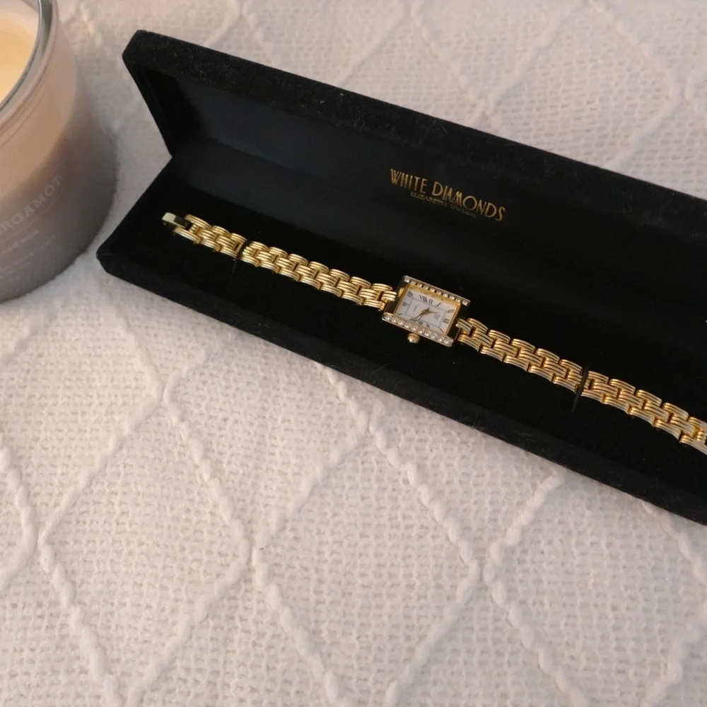 Vintage White Diamonds Elizabeth Taylor Timepiece - Picture 2 of 8